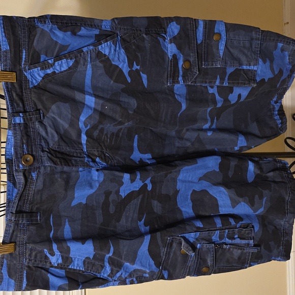 Blue Camouflage Men's Shorts 2XL (Jacqueline # 21) - Picture 2 of 3
